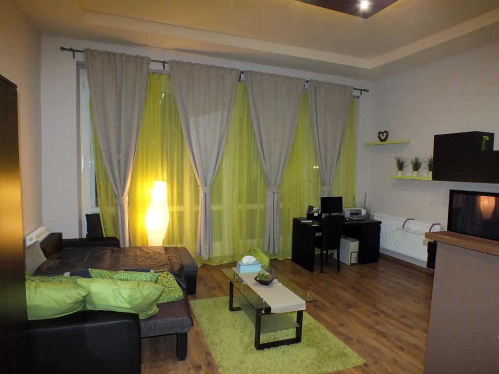 Standard Apartment By Hi5 - Feherhajo Budapešť Pokoj fotografie